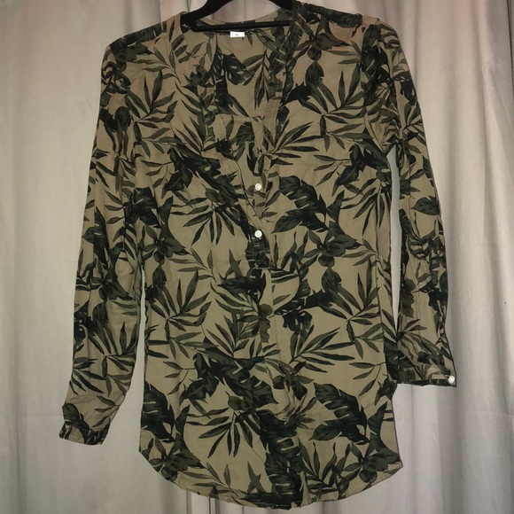 3/4 length sleeve linen palm leaves top - Picture 1 of 2